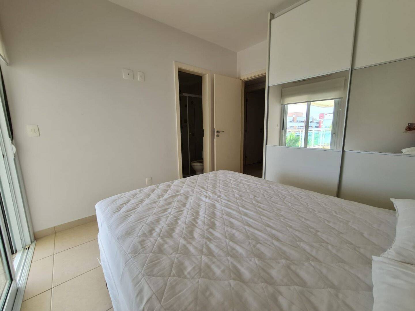 Apartamento à venda com 4 quartos, 186m² - Foto 13