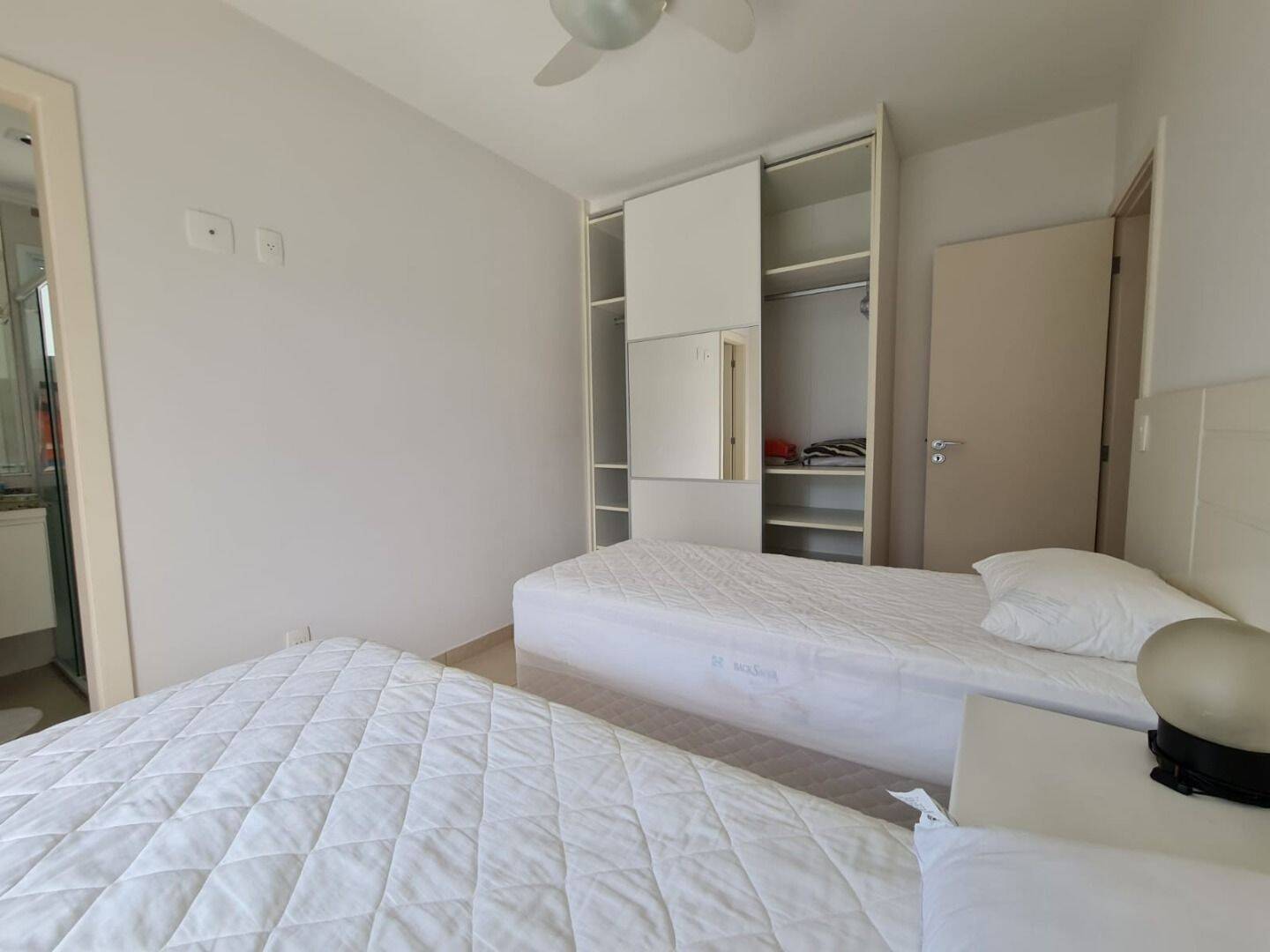 Apartamento à venda com 4 quartos, 186m² - Foto 17