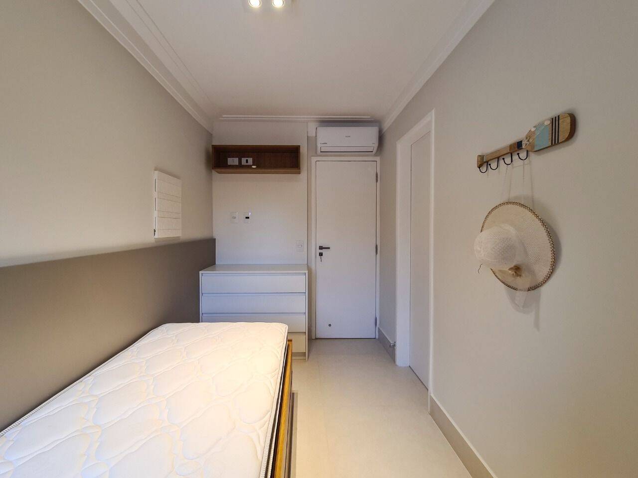 Apartamento à venda com 4 quartos, 169m² - Foto 10