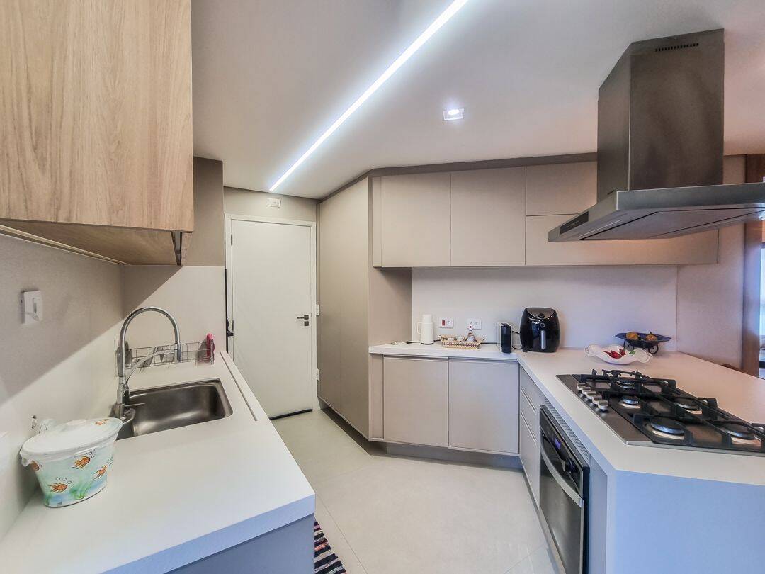 Apartamento à venda com 4 quartos, 169m² - Foto 9