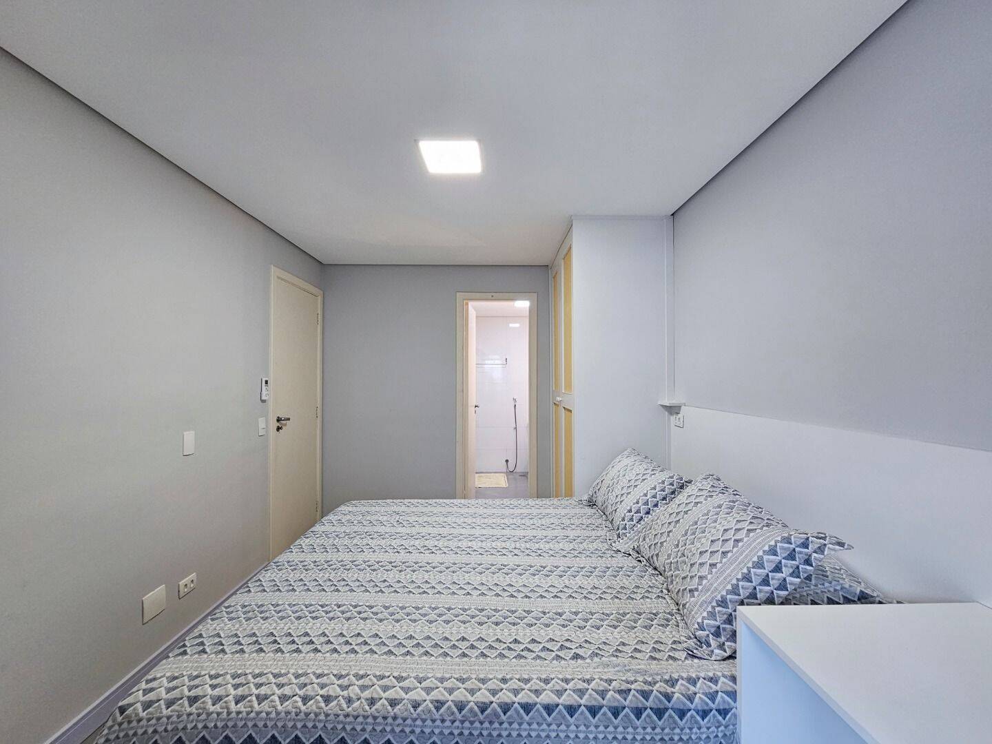 Apartamento à venda com 3 quartos, 102m² - Foto 12