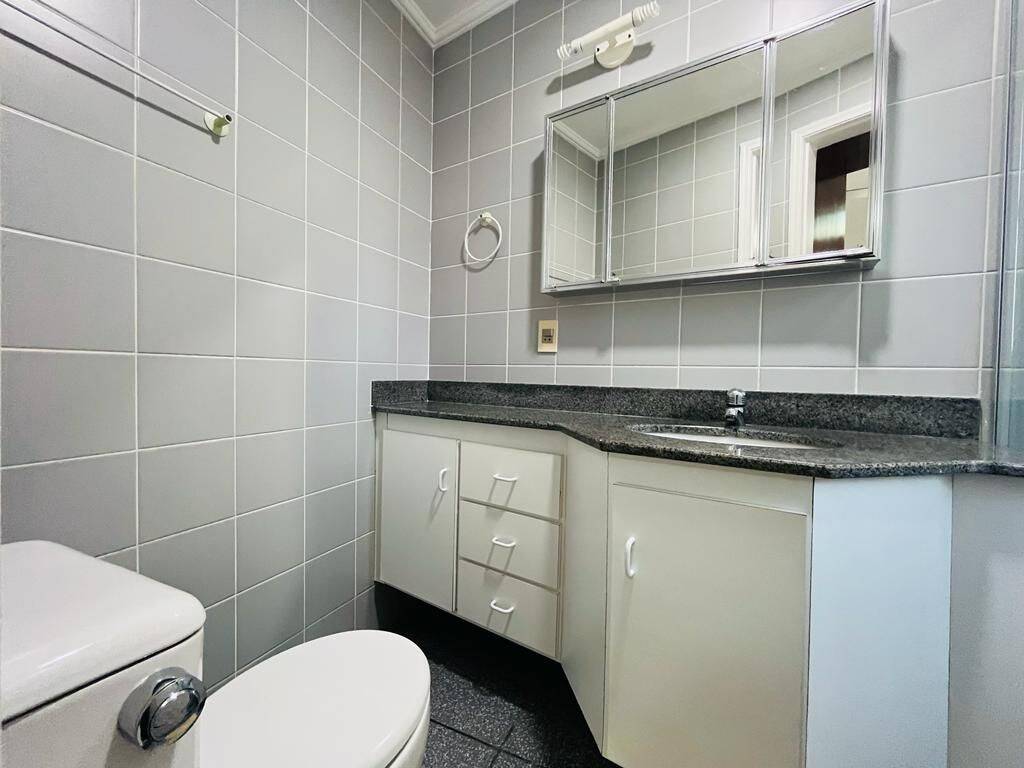 Apartamento à venda com 2 quartos, 75m² - Foto 7