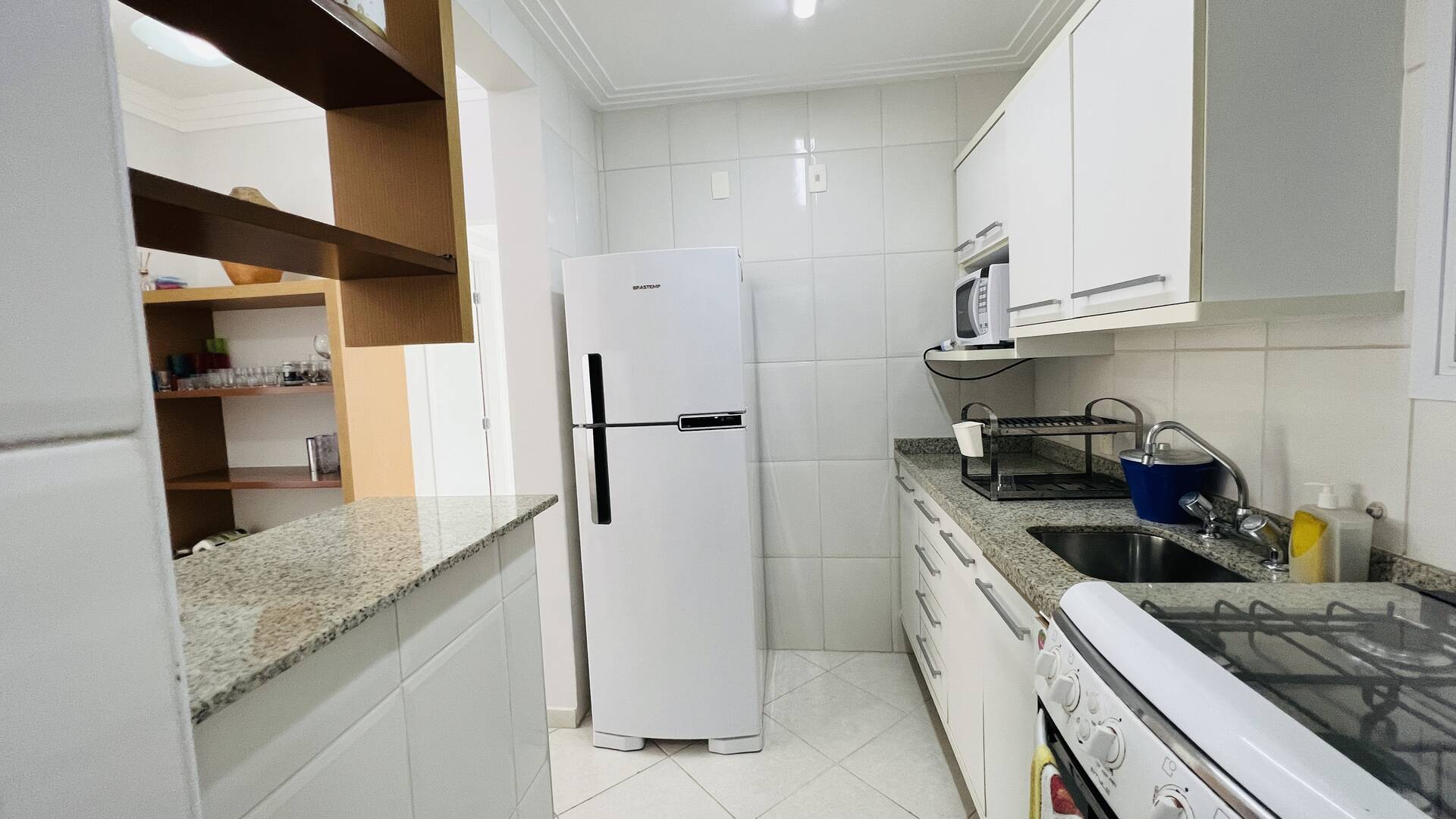 Apartamento à venda com 3 quartos, 87m² - Foto 3