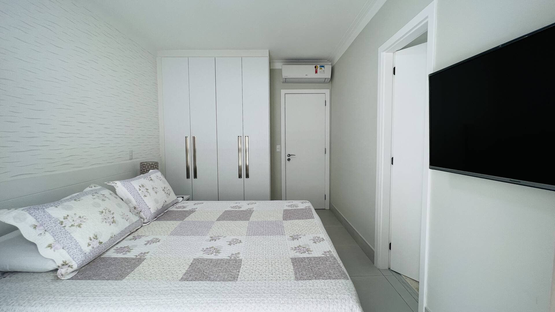 Apartamento à venda com 4 quartos, 150m² - Foto 30