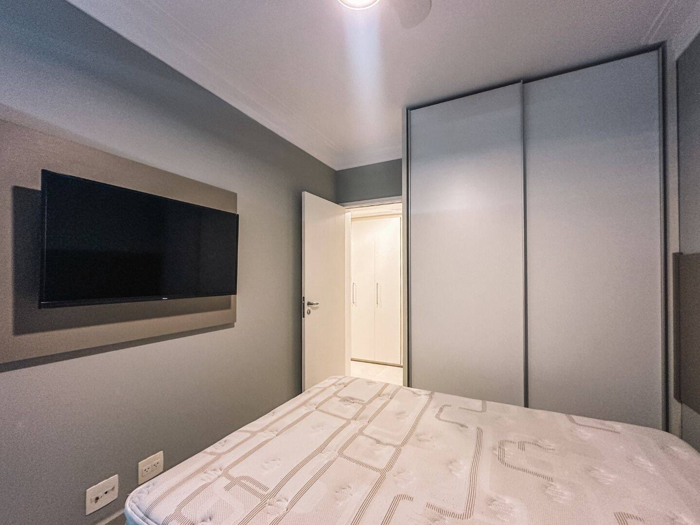 Apartamento à venda com 4 quartos, 178m² - Foto 6