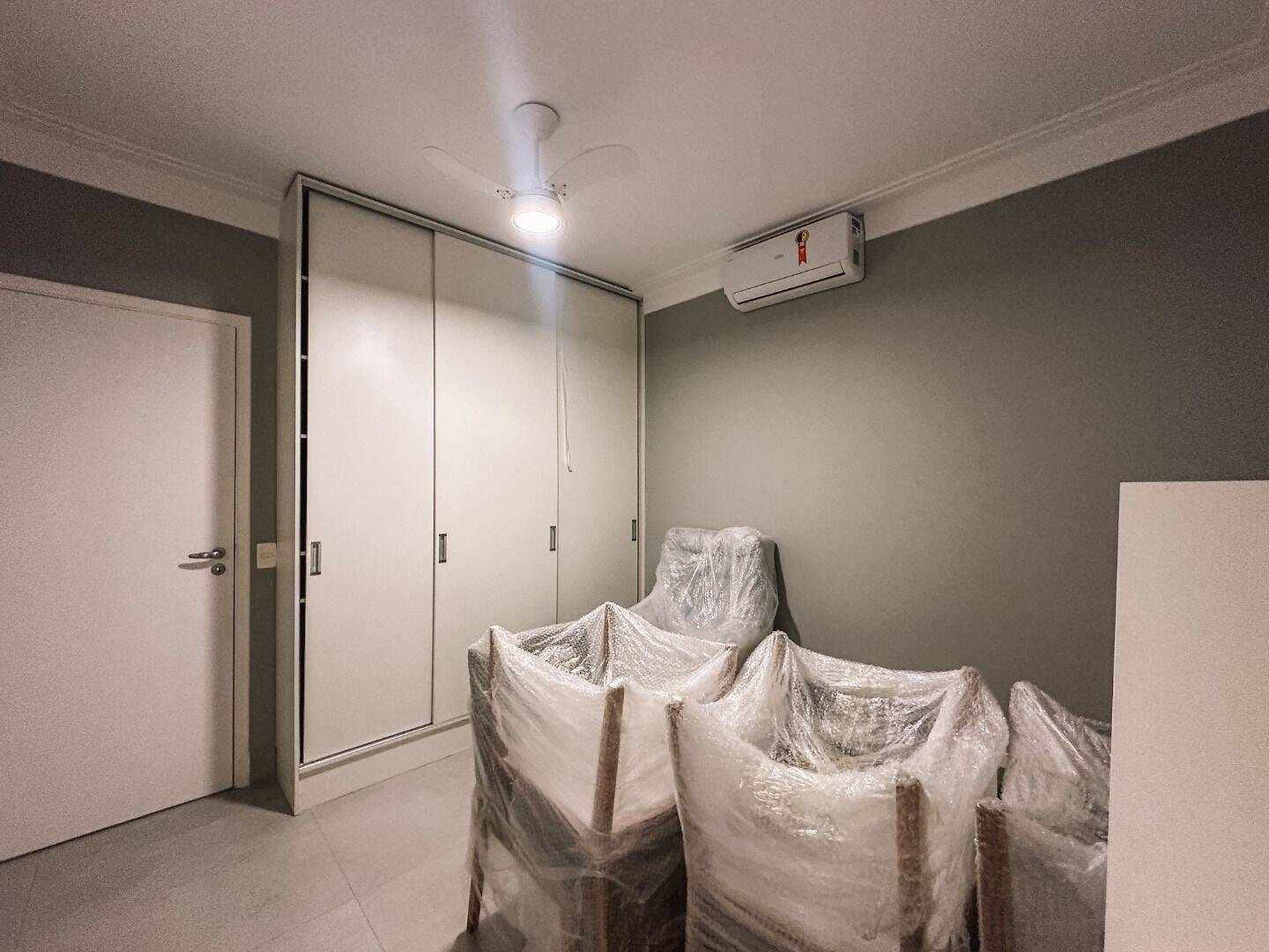 Apartamento à venda com 4 quartos, 178m² - Foto 10