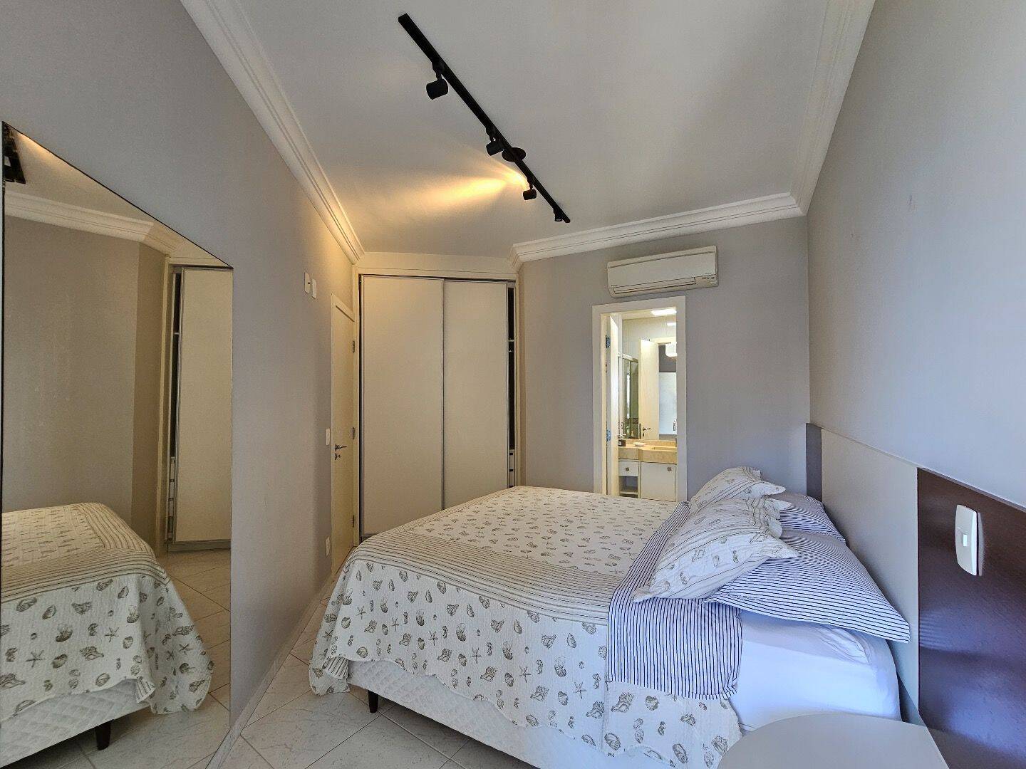 Apartamento à venda com 3 quartos, 113m² - Foto 10