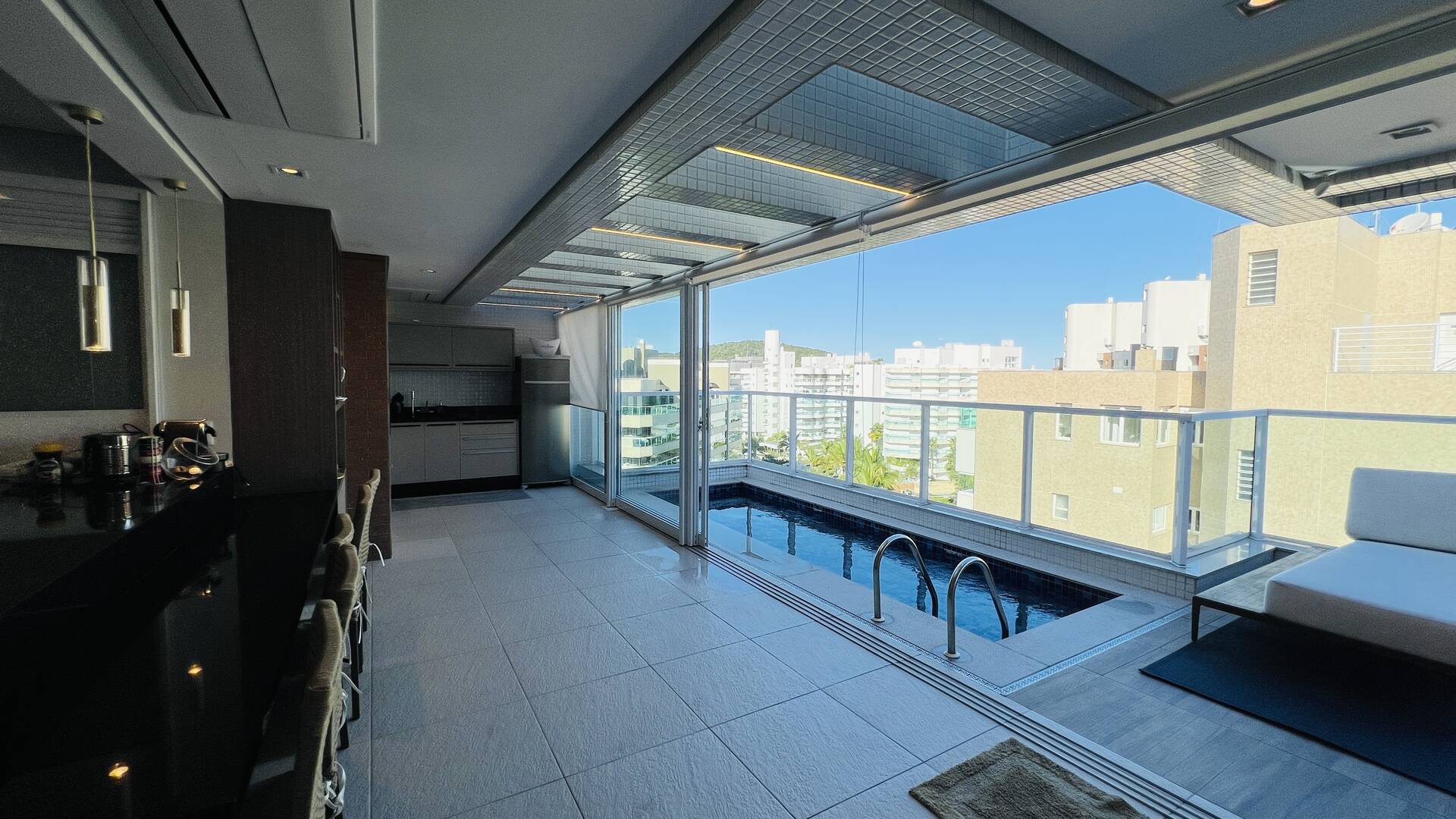 Apartamento à venda com 4 quartos, 255m² - Foto 9