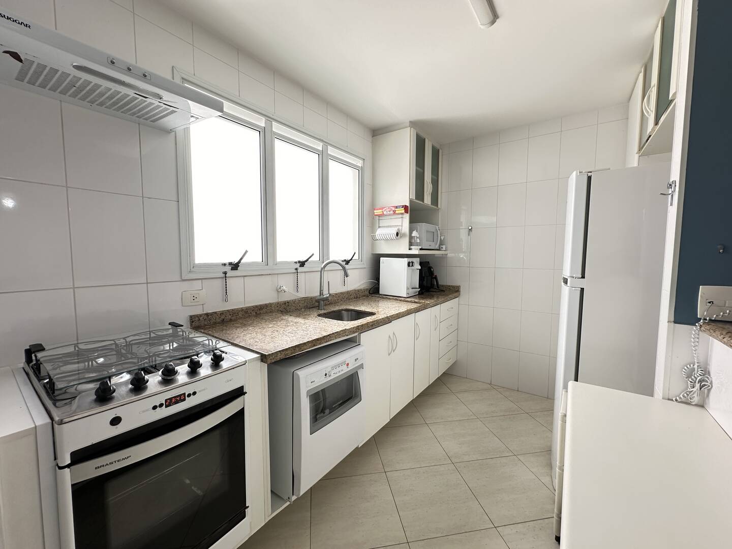 Apartamento à venda com 3 quartos, 109m² - Foto 1