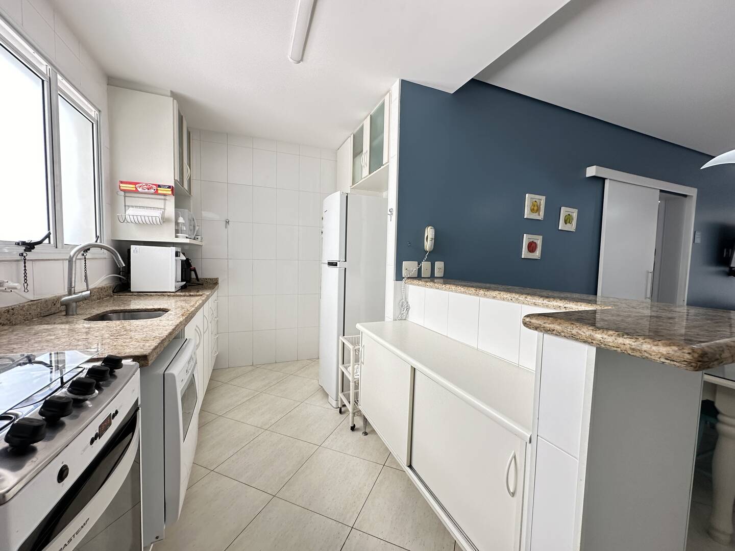 Apartamento à venda com 3 quartos, 109m² - Foto 3