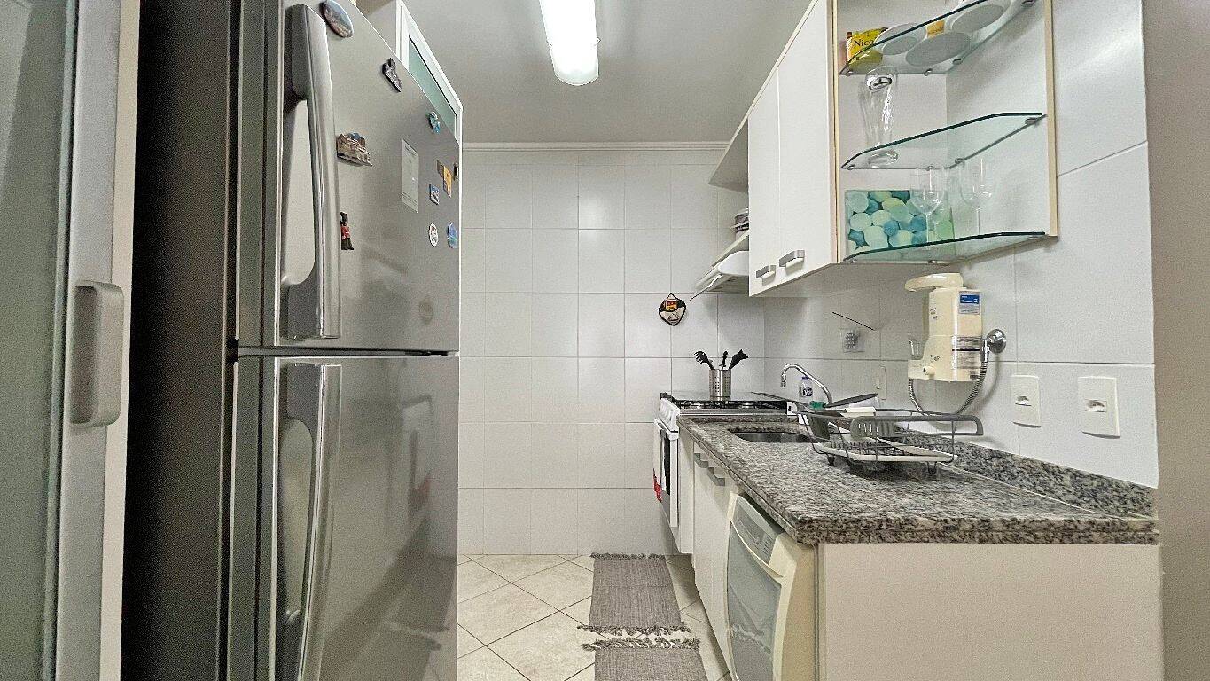 Apartamento à venda com 3 quartos, 88m² - Foto 3