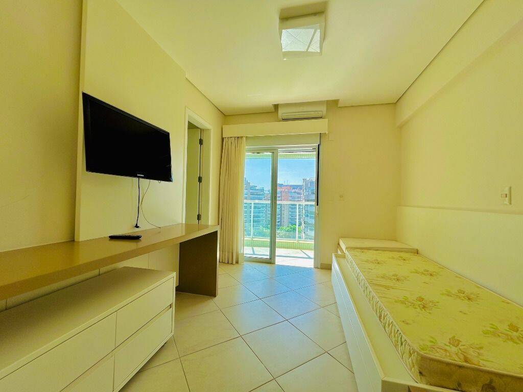 Apartamento à venda com 4 quartos, 254m² - Foto 19