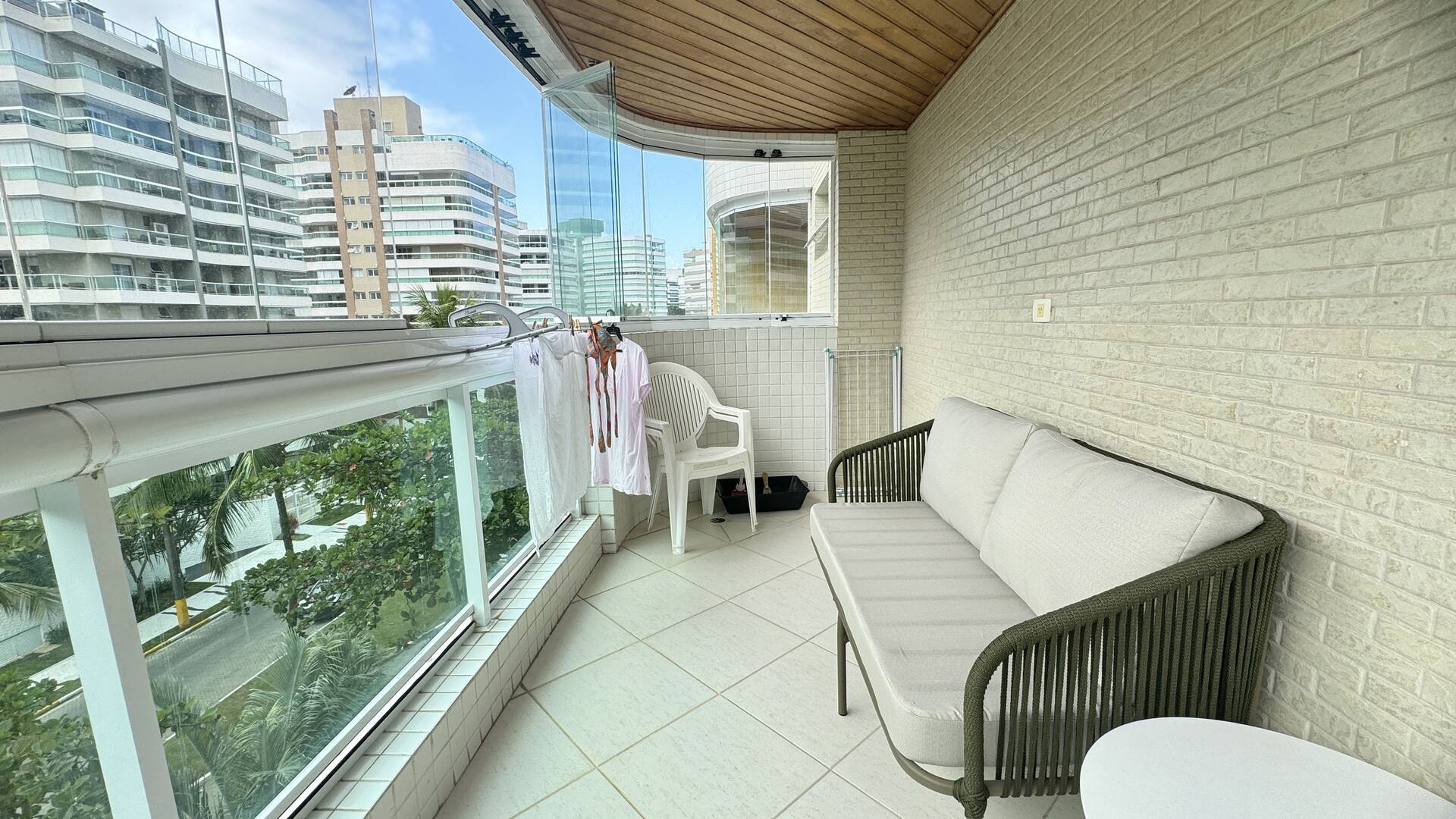 Apartamento à venda com 4 quartos, 137m² - Foto 1