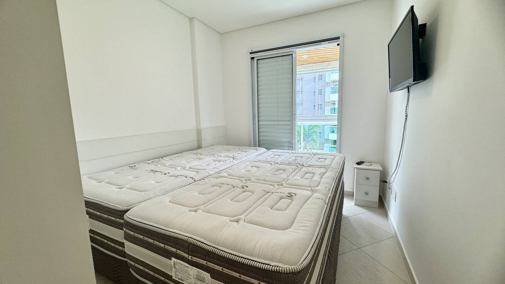 Apartamento à venda com 4 quartos, 137m² - Foto 8