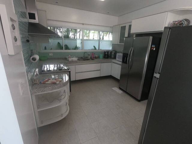 #Y:B-X - Casa para Venda em Bertioga - SP - 1